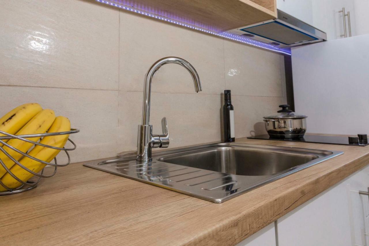 Apartment Quarko Kaštela Eksteriør billede