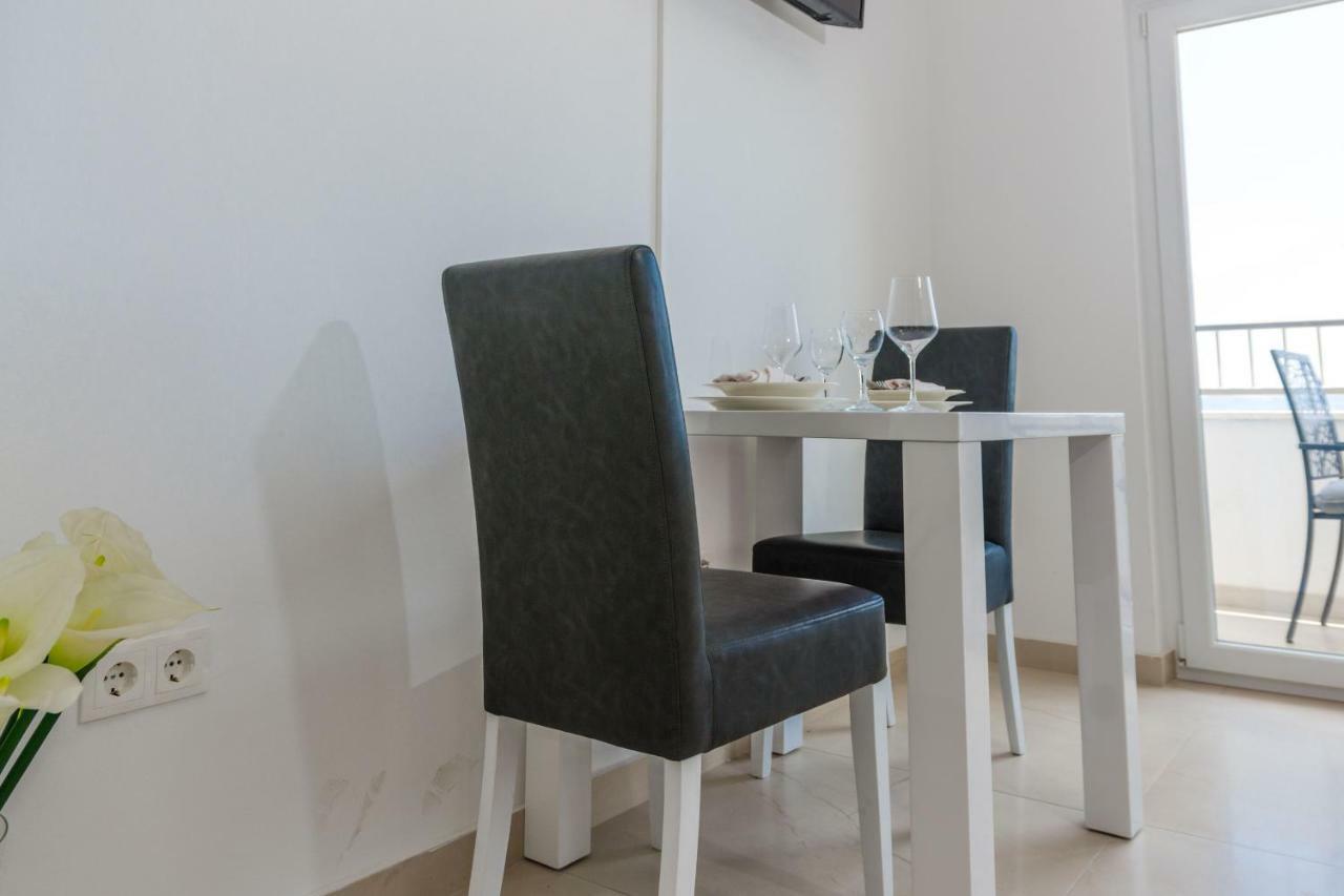 Apartment Quarko Kaštela Eksteriør billede