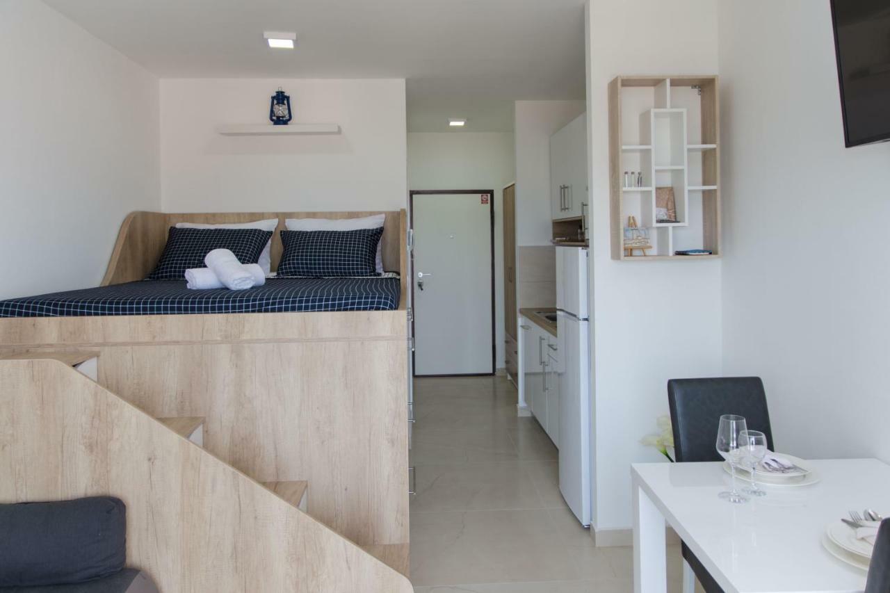 Apartment Quarko Kaštela Eksteriør billede